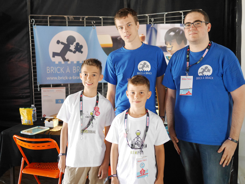 Des Loustics au stand Brick à Brack